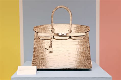 hermes aangeklaagd|Birkin, Hermès lawsuit accuses handbag maker of exploiting .